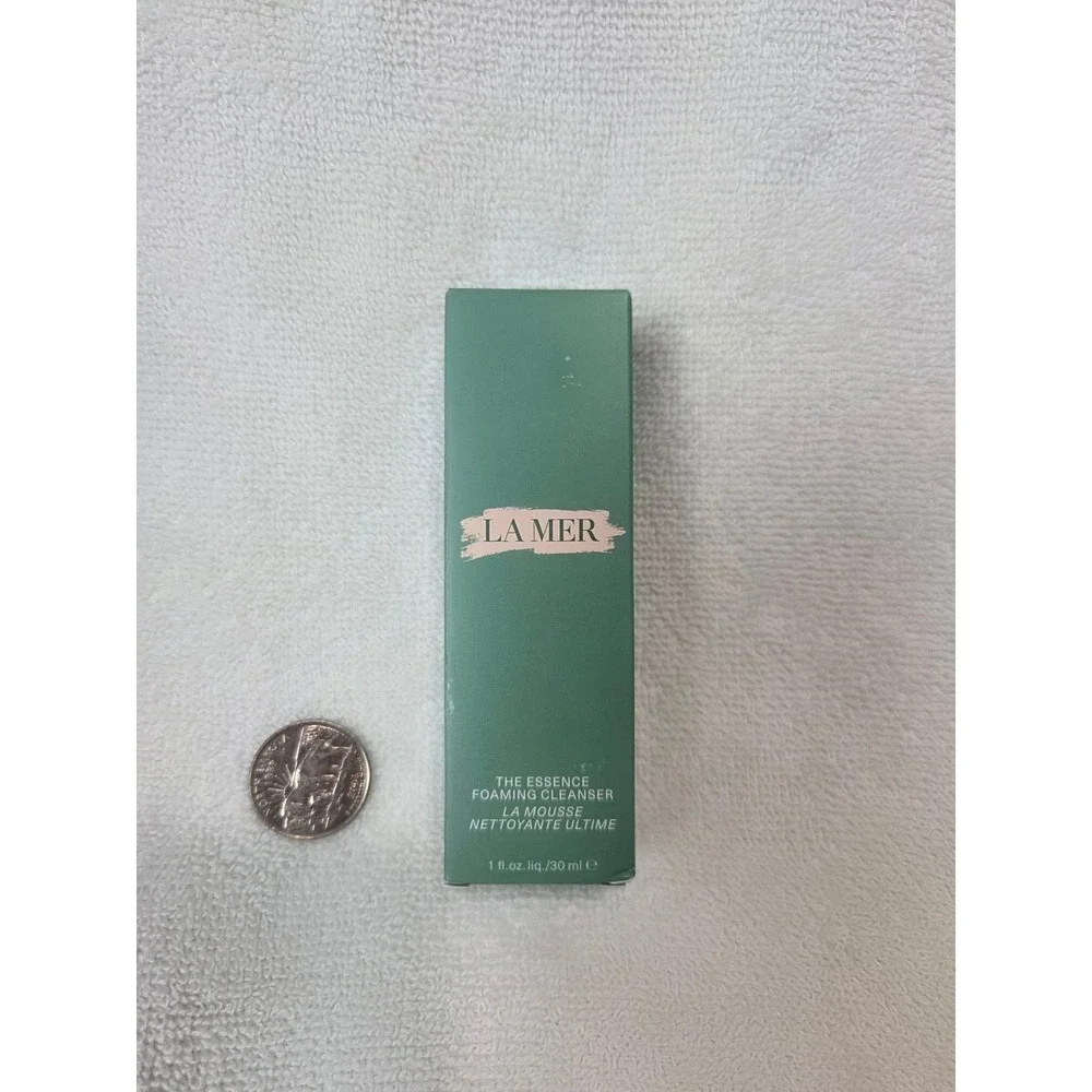 La Mer The Essence Foaming Cleanser 1.0 fl Oz (30 ml) Brand New